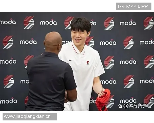 杨瀚森三分球初投命中后勇敢出手但命中率仍需提升